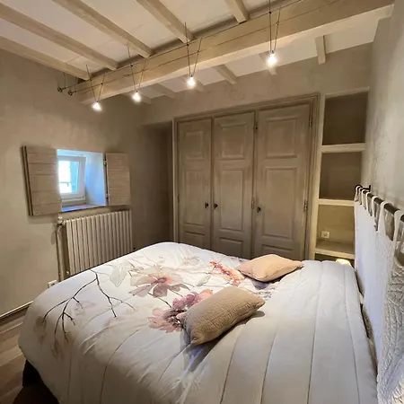 Apartment 2 Balcon Provencal Face Au Chateau De Montaren, A 5 Min D'uzes Montaren-et-Saint-Médiers
