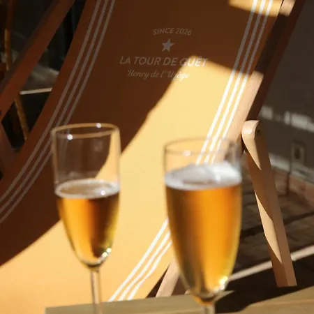 2 Balcon Provencal Face Au Chateau De Montaren, A 5 Min D'uzes Διαμέρισμα *