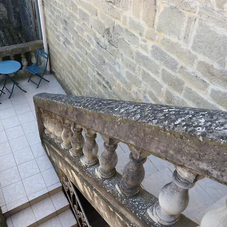 2 Balcon Provencal Face Au Chateau De Montaren, A 5 Min D'uzes Apartment