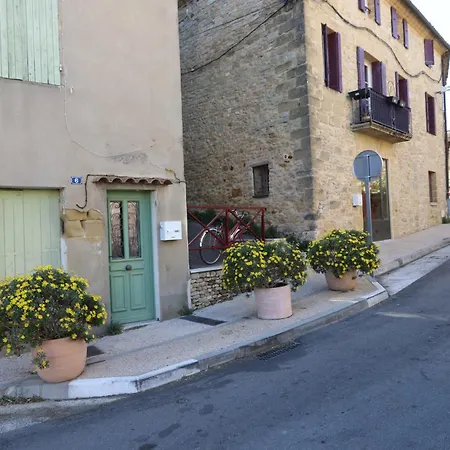 Apartment 2 Balcon Provencal Face Au Chateau De Montaren, A 5 Min D'uzes
